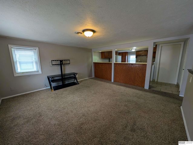 4814 Polk Street, Omaha, NE 68117