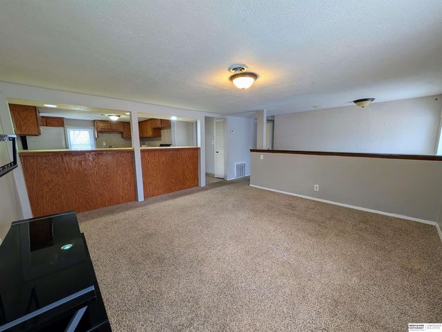 4814 Polk Street, Omaha, NE 68117