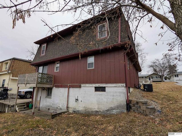 4814 Polk Street, Omaha, NE 68117