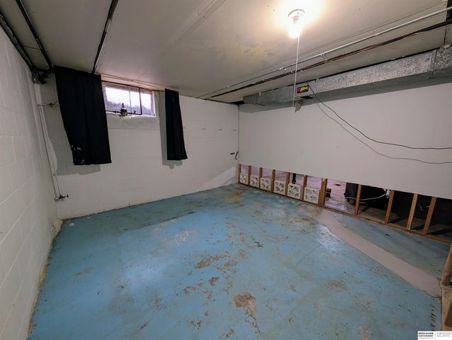 4814 Polk Street, Omaha, NE 68117