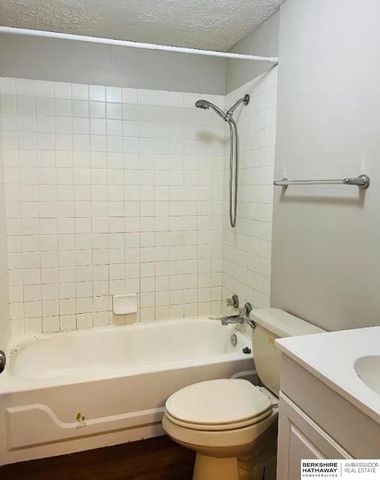 4814 Polk Street, Omaha, NE 68117