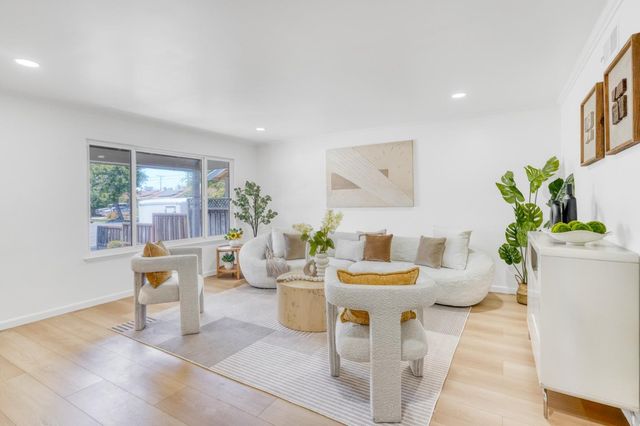 5804 Chesbro Avenue, San Jose, CA 95123