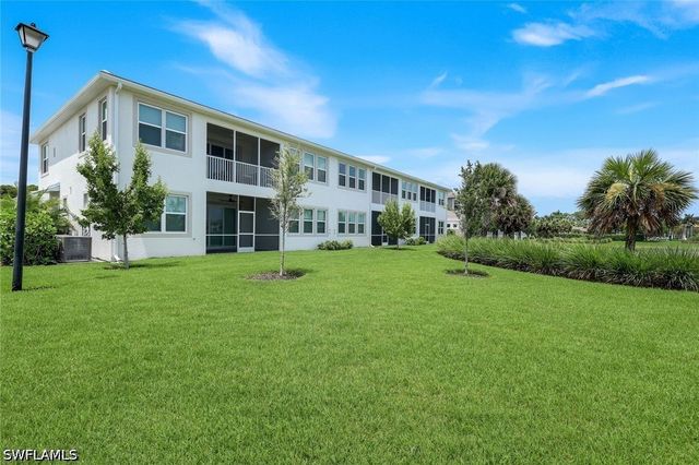 4563 Arboretum CIR 101, Naples, FL 34112