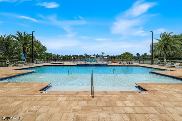 4563 Arboretum CIR 101, Naples, FL 34112