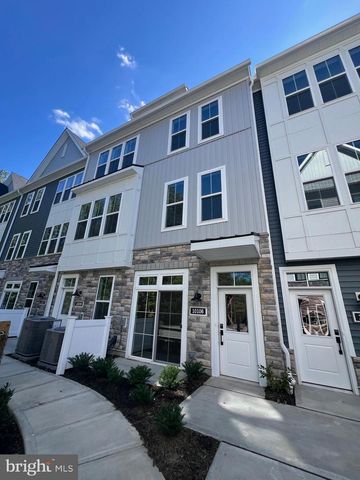 10106 DONATELLO, Princeton, NJ 08540