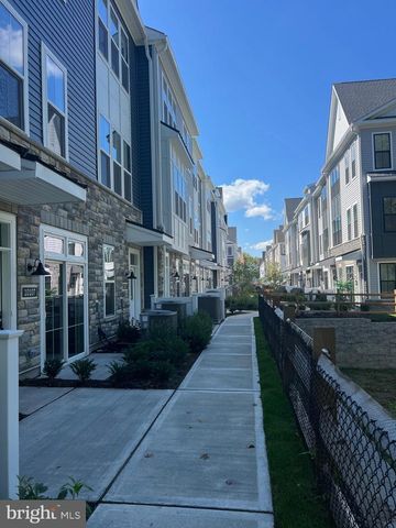 10106 DONATELLO, Princeton, NJ 08540