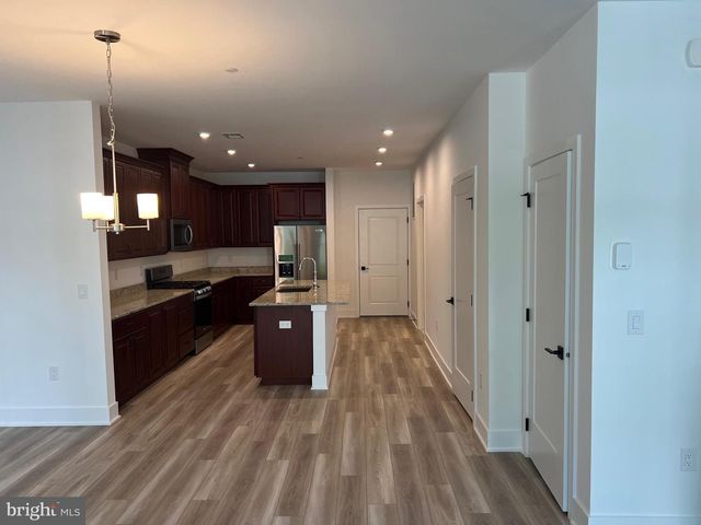 10106 DONATELLO, Princeton, NJ 08540