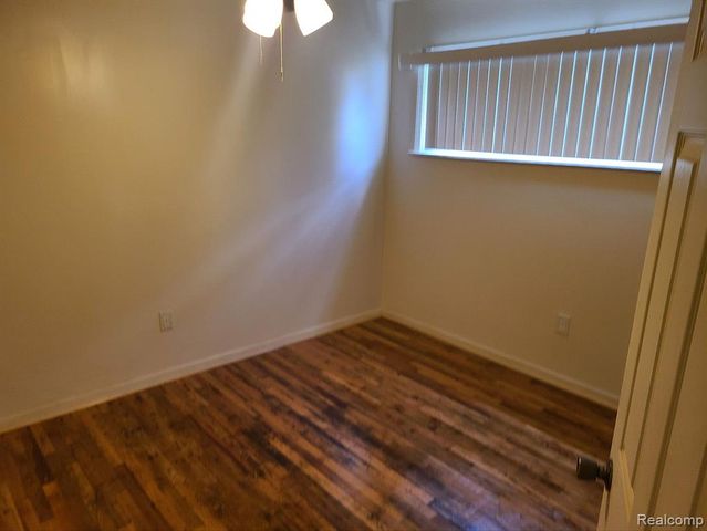 1881 S Deacon Street, Detroit, MI 48217