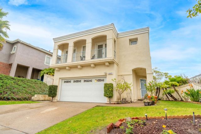 13957 Carmel Ridge Rd, San Diego, CA 92128