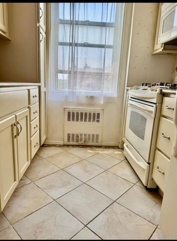 6300 Riverdale Avenue 5C, Bronx, NY 10471