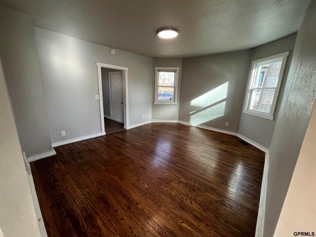 3614 Charles Street, Omaha, NE 68131