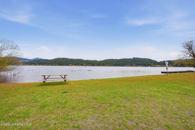11776 N Hauser Lake RD, SPC 21, Hauser, ID 83854
