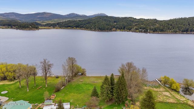 11776 N Hauser Lake RD, SPC 21, Hauser, ID 83854