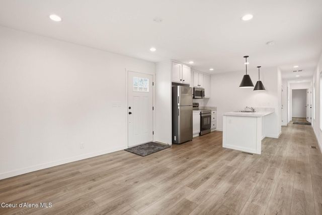 11776 N Hauser Lake RD, SPC 21, Hauser, ID 83854