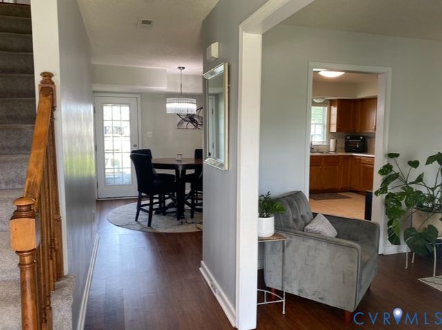 1116 Elmshadow Dr, Henrico, VA 23231