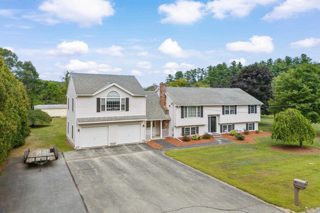 6 Gumpas Hill Road, Pelham, NH 03076