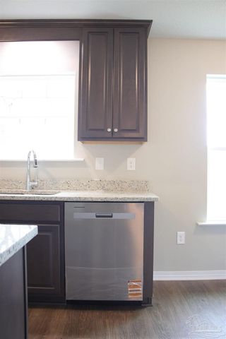 8055 El Estrecho Dr, Pensacola, FL 32514