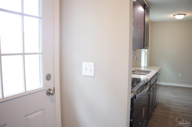 8055 El Estrecho Dr, Pensacola, FL 32514