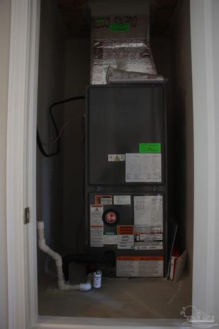 8055 El Estrecho Dr, Pensacola, FL 32514