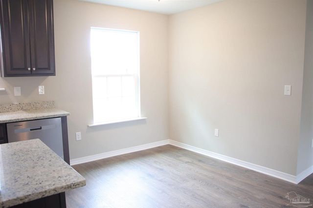 8055 El Estrecho Dr, Pensacola, FL 32514