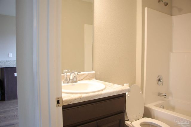 8055 El Estrecho Dr, Pensacola, FL 32514