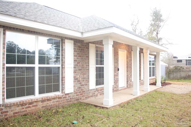 8055 El Estrecho Dr, Pensacola, FL 32514