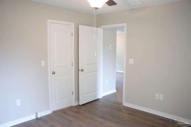 8055 El Estrecho Dr, Pensacola, FL 32514