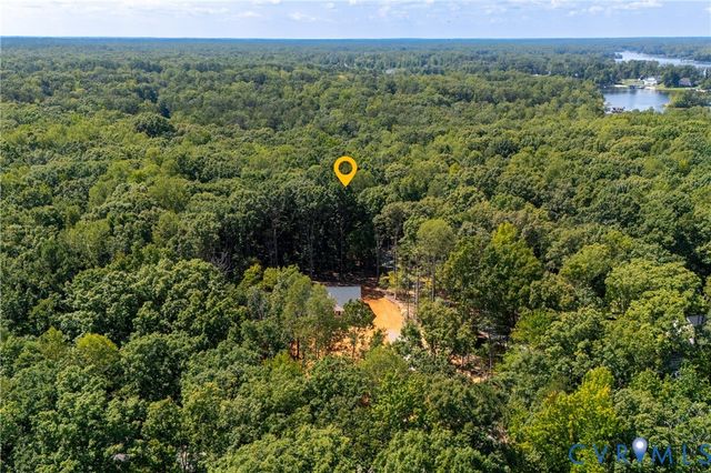 4028 Moody Town Rd, Bumpass, VA 23024