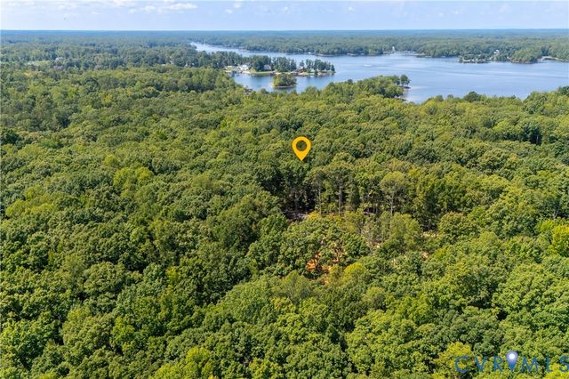 4028 Moody Town Rd, Bumpass, VA 23024