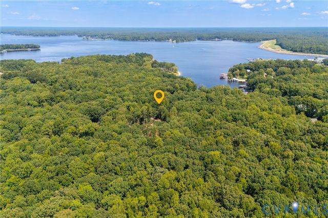 4028 Moody Town Rd, Bumpass, VA 23024