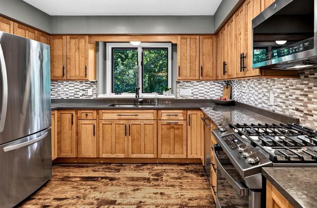 315 Kettle COURT, Slinger, WI 53086
