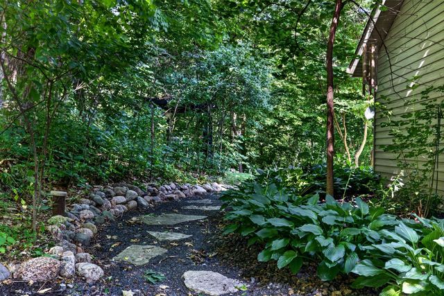 315 Kettle COURT, Slinger, WI 53086