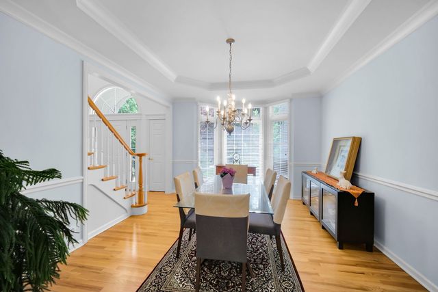 36W244 Fieldcrest Drive, St. Charles, IL 60175