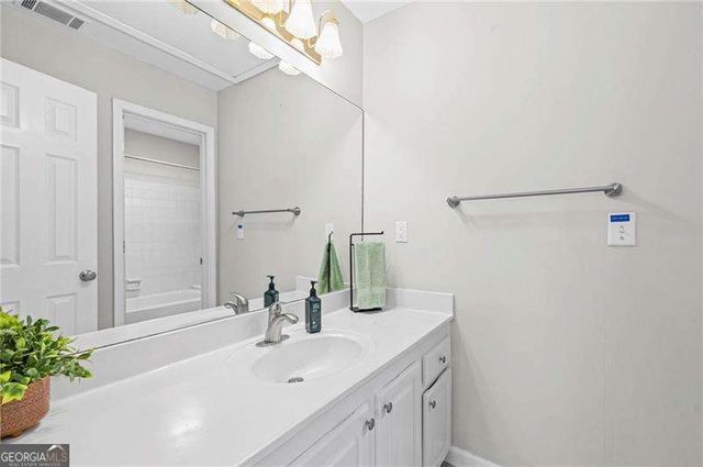 5 Nesbit Place, Alpharetta, GA 30022