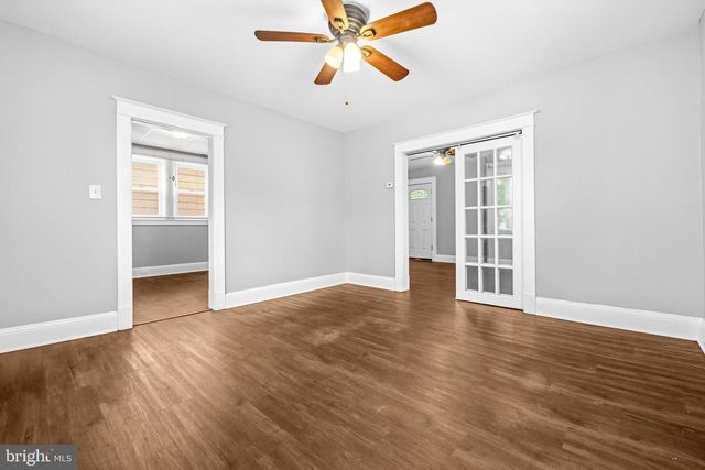 12 LEEWAY, Dundalk, MD 21222