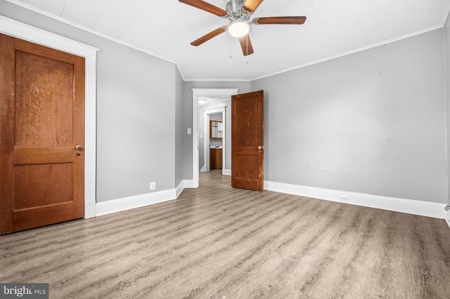 12 LEEWAY, Dundalk, MD 21222