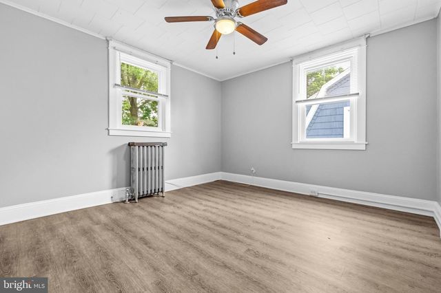 12 LEEWAY, Dundalk, MD 21222