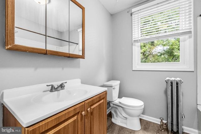 12 LEEWAY, Dundalk, MD 21222