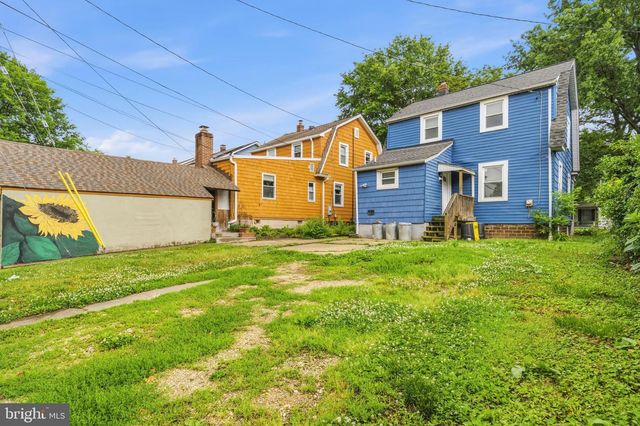 12 LEEWAY, Dundalk, MD 21222