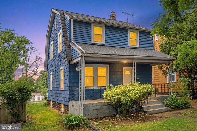 12 LEEWAY, Dundalk, MD 21222