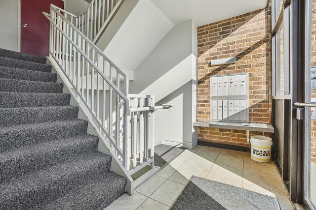 112 Mullingar Court 2B, Schaumburg, IL 60193