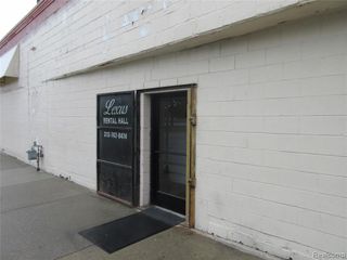 16094 E 8 Mile Road, Detroit, MI 48205