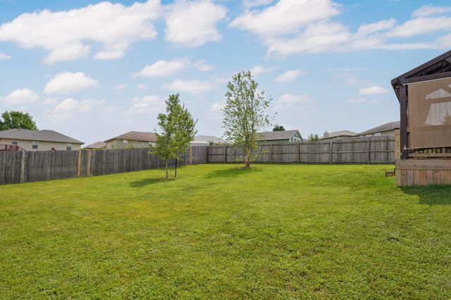 4388 N Katrina Avenue, Springfield, MO 65803