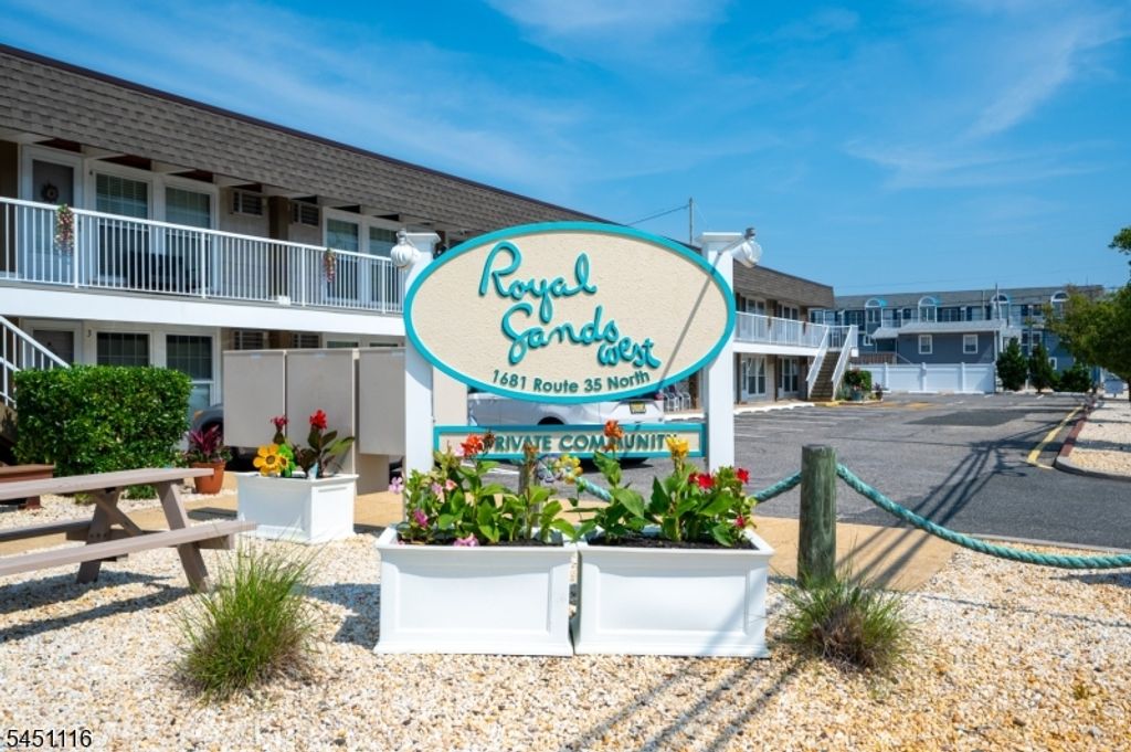 1681 Route 35 N 3, Toms River Township, NJ 08751