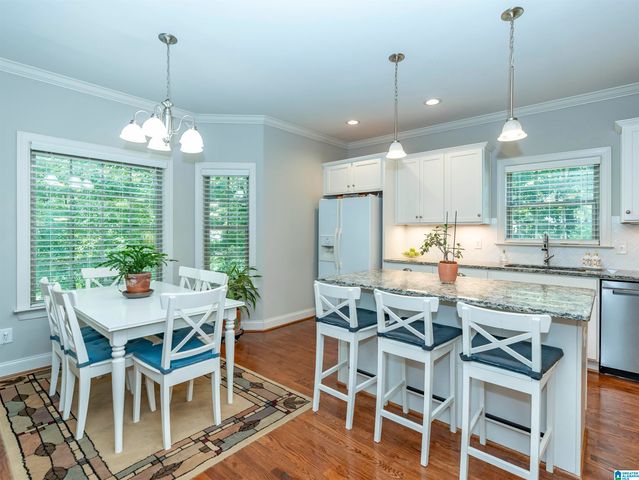 109 WILLOW BRANCH LANE, Chelsea, AL 35043