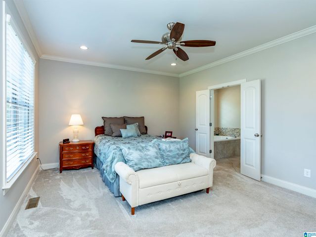 109 WILLOW BRANCH LANE, Chelsea, AL 35043