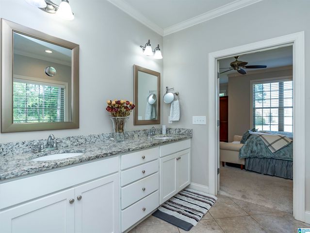 109 WILLOW BRANCH LANE, Chelsea, AL 35043