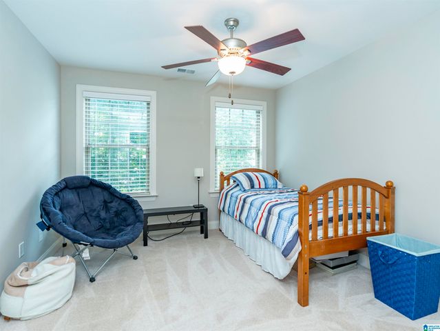109 WILLOW BRANCH LANE, Chelsea, AL 35043