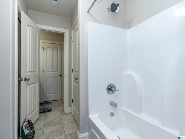 109 WILLOW BRANCH LANE, Chelsea, AL 35043