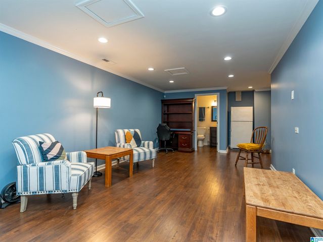 109 WILLOW BRANCH LANE, Chelsea, AL 35043